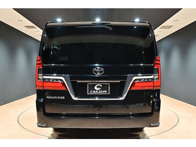 トヨタ グランエース ２．８ Ｇ ディーゼルターボ R5年 (関東) 99