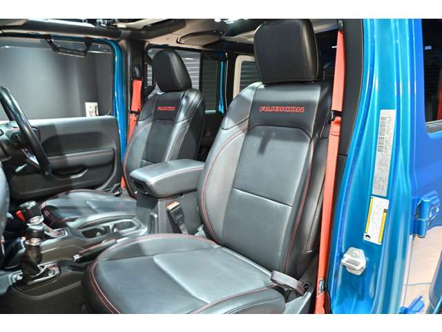 ジープ ラングラー　アンリミテッド アンリミテッド ルビコン リーコン ４ＷＤ R2年 (関東) 99
