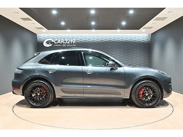 ポルシェ マカン ＧＴＳ ＰＤＫ ４ＷＤ R2年 (関東) 99