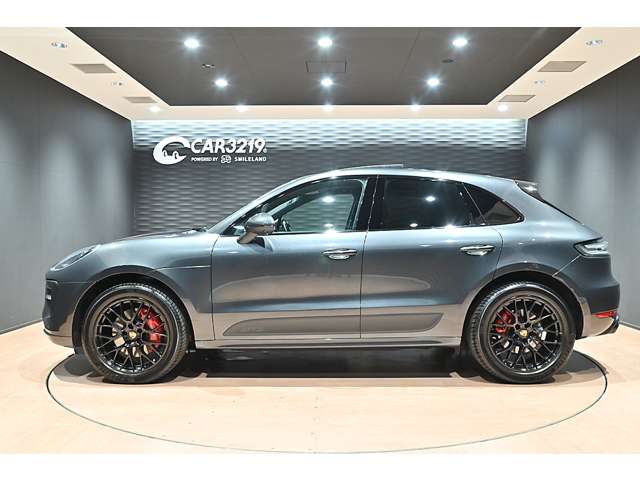 ポルシェ マカン ＧＴＳ ＰＤＫ ４ＷＤ R2年 (関東) 99