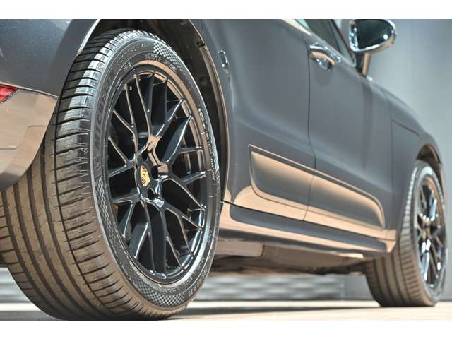 ポルシェ マカン ＧＴＳ ＰＤＫ ４ＷＤ R2年 (関東) 99