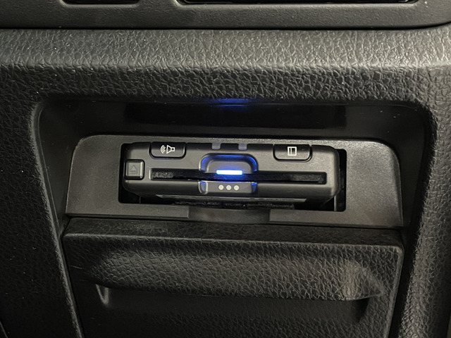 トヨタ ヴォクシー ２．０ ＺＳ 煌ＩＩＩ R2年 (甲信越・北陸) 99