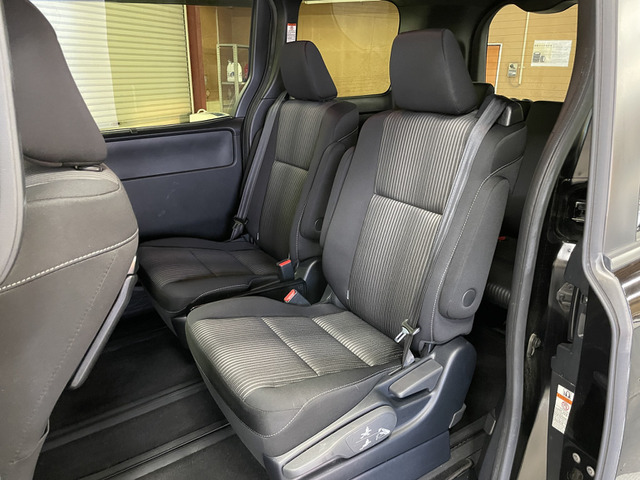 トヨタ ヴォクシー ２．０ ＺＳ 煌ＩＩＩ R2年 (甲信越・北陸) 99