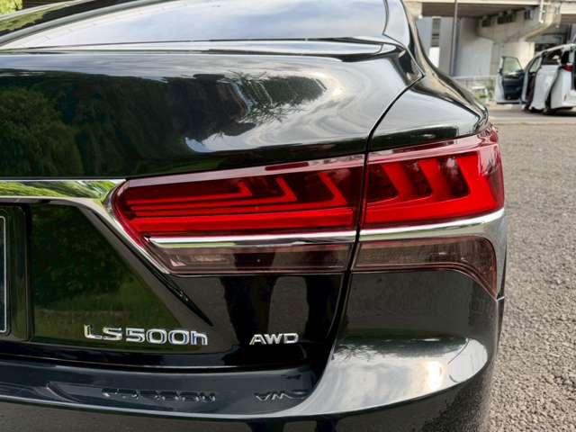 レクサス ＬＳ５００ｈ ５００Ｈ エグゼクティブ ４ＷＤ H29年 (近畿) 99