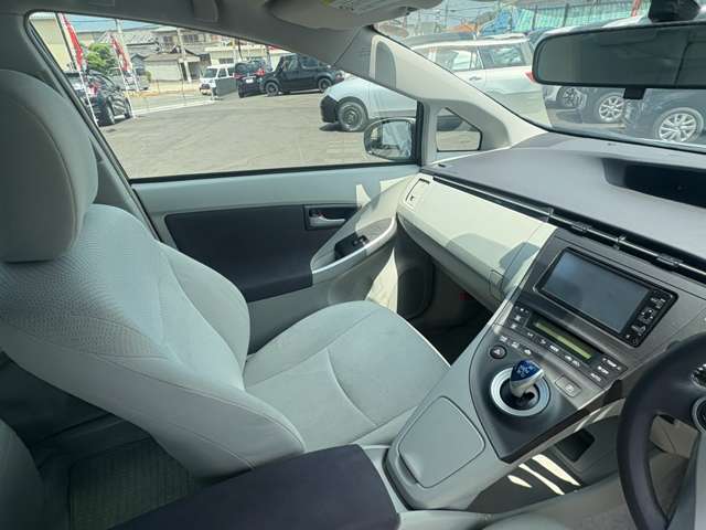 トヨタ プリウス １．８ Ｓ H22年 (近畿) 99