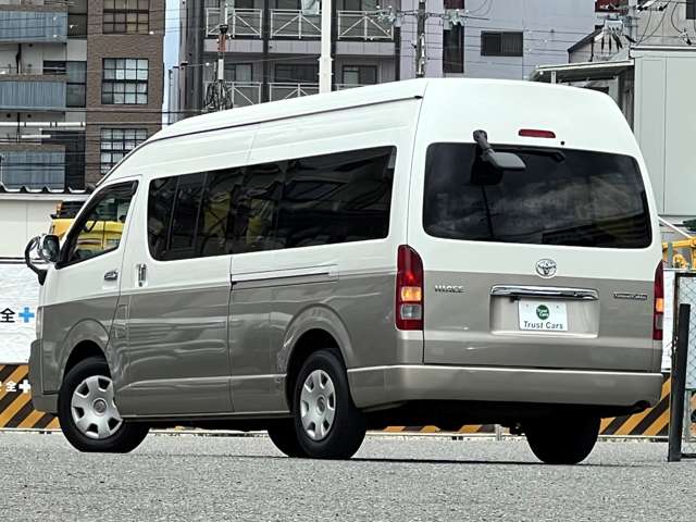 トヨタ ハイエースワゴン ２．７ グランドキャビン スーパーロング ハイルーフ H17年 (近畿) 99
