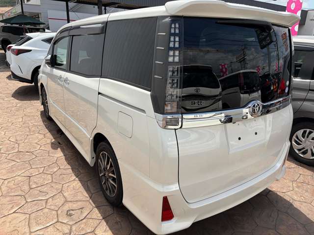 トヨタ ヴォクシー ２．０ ＺＳ 煌ＩＩ H28年 (中国) 99