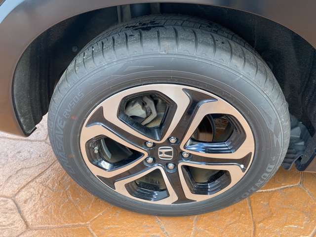 ホンダ ヴェゼル １．５ ハイブリッド Ｚ ホンダセンシング R3年 (中国) 99