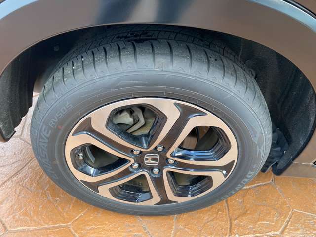 ホンダ ヴェゼル １．５ ハイブリッド Ｚ ホンダセンシング R3年 (中国) 99