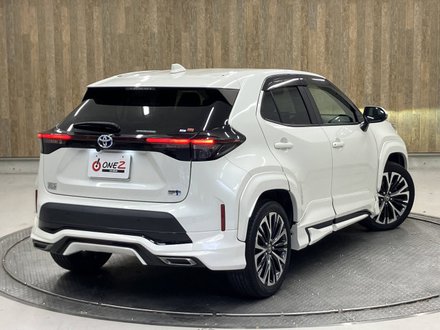 トヨタ ヤリスクロス　ハイブリッド １．５ ハイブリッド Ｚ R4年 (近畿) 99