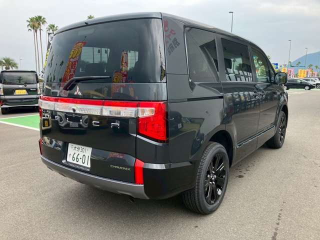 三菱 デリカ　Ｄ：５ ２．２ シャモニー 電動サイドステップ装着車 ディーゼルターボ ４ＷＤ R7年 (九州・沖縄) 99