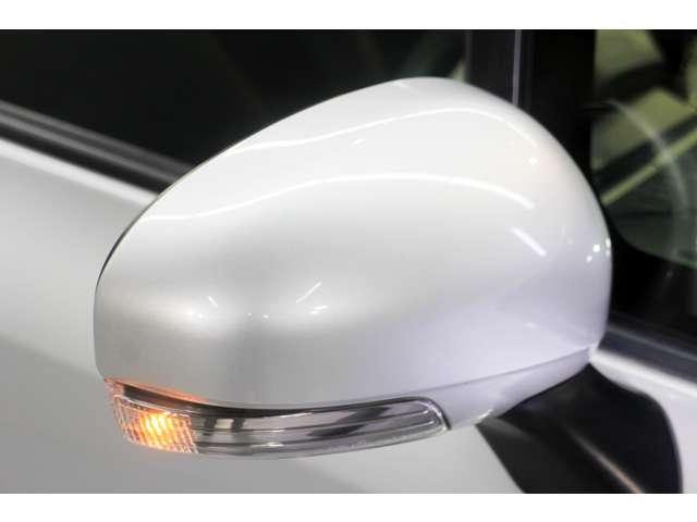 トヨタ プリウスΑ １．８ Ｓ H27年 () 99