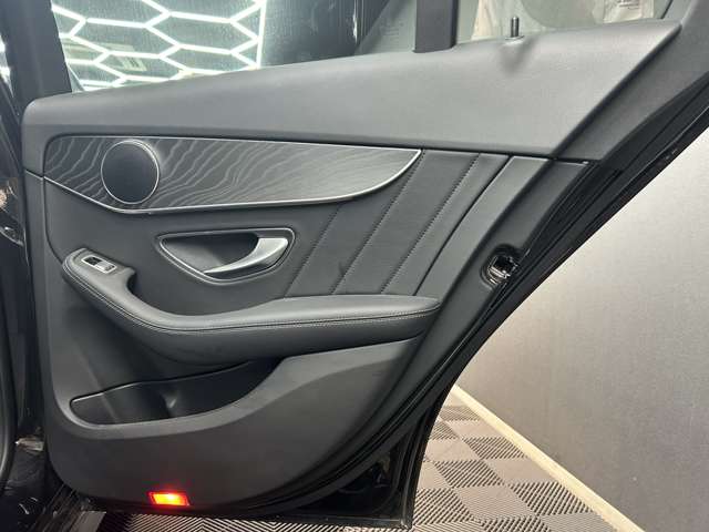 メルセデスベンツ Ｃクラスワゴン Ｃ２００ アバンギャルド ＡＭＧライン R1年 (関東) 99