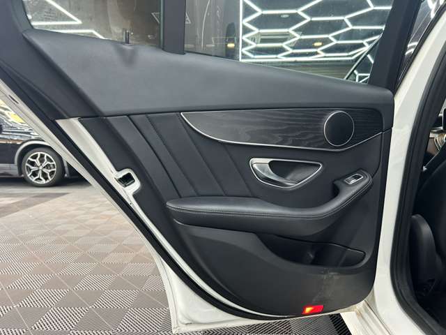 メルセデスベンツ Ｃクラスワゴン Ｃ２２０Ｄ アバンギャルド ＡＭＧライン ディーゼルターボ H30年 (関東) 99