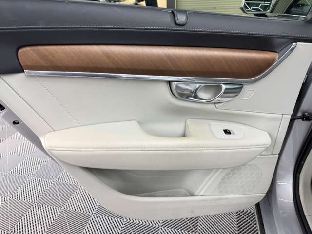 ボルボ Ｖ９０ Ｔ６ ＡＷＤ インスクリプション ４ＷＤ H30年 (関東) 99