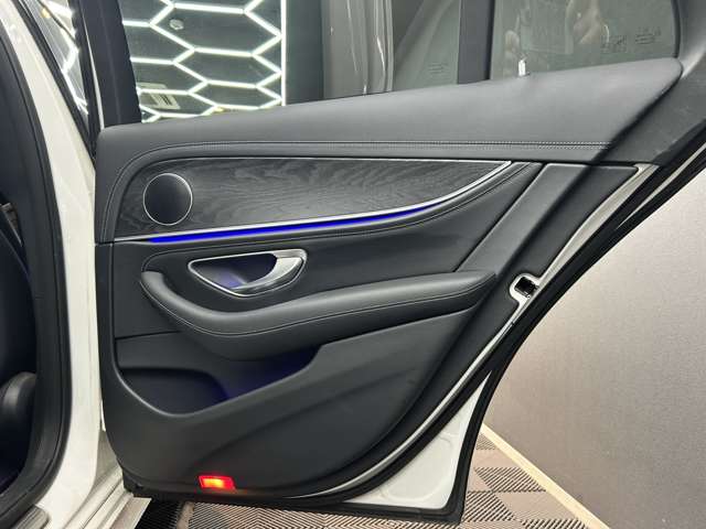 メルセデスベンツ Ｅクラスワゴン Ｅ２５０ アバンギャルド スポーツ H29年 (関東) 99