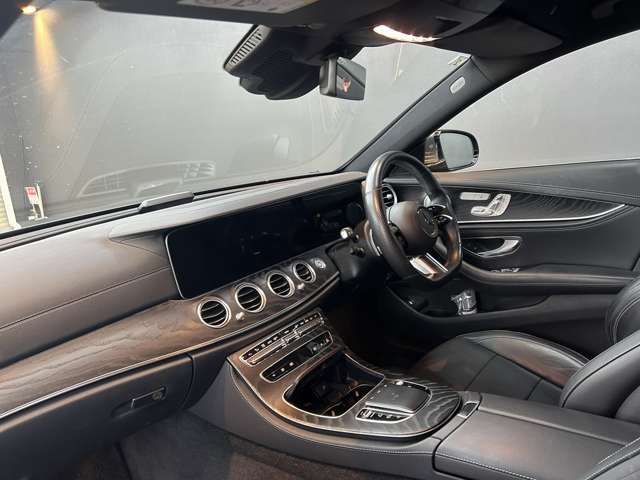 メルセデスベンツ Ｅクラス Ｅ２２０Ｄ スポーツ ディーゼルターボ R3年 (関東) 99