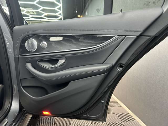 メルセデスベンツ Ｅクラス Ｅ２２０Ｄ スポーツ ディーゼルターボ R3年 (関東) 99