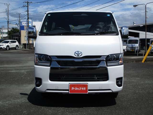 トヨタ ハイエースバン ２．８ スーパーＧＬ ダークプライムＩＩ ロングボディ ディーゼルターボ R8年 (九州・沖縄) 99