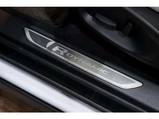 ジャガー Ｅペース Ｒダイナミック Ｓ ２．０Ｌ Ｄ１８０ ディーゼルターボ ４ＷＤ R1年 (関東) 99