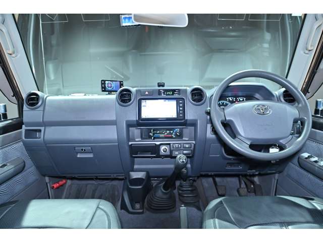 トヨタ ランドクルーザーバン ４．０ ４ＷＤ H27年 (関東) 99