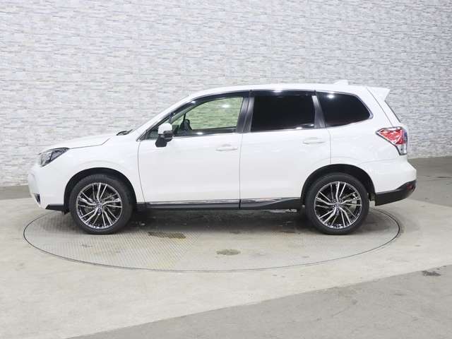 スバル フォレスター ２．０ＸＴ アイサイト ４ＷＤ H29年 (関東) 99
