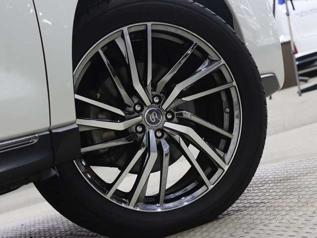 スバル フォレスター ２．０ＸＴ アイサイト ４ＷＤ H29年 (関東) 99