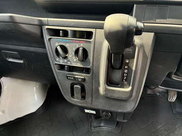 ダイハツ ハイゼットカーゴ ６６０ デラックス ＳＡＩＩＩ ハイルーフ R3年 (関東) 99