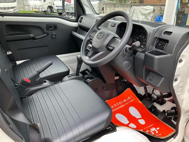 ダイハツ ハイゼットトラック ６６０ スタンダード ３方開 R8年 () 99