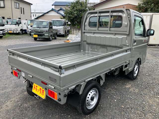 スズキ キャリイトラック ６６０ ＫＣ ３方開 ４ＷＤ R8年 () 99