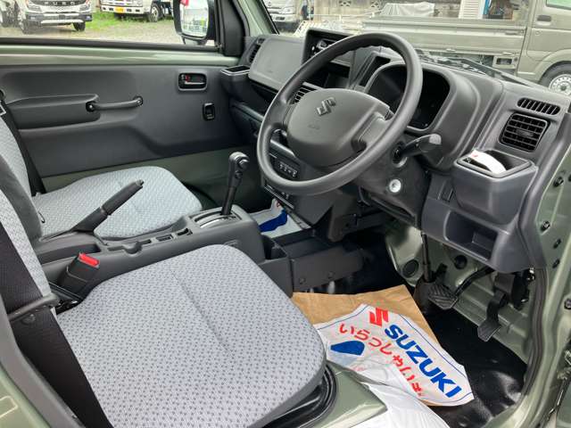 スズキ キャリイトラック ６６０ ＫＣ農繁 ３方開 ４ＷＤ R8年 () 99