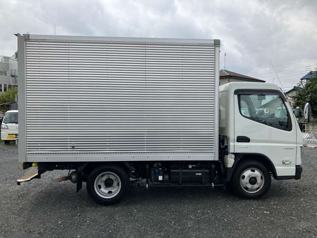 三菱フソウ キャンター 積載２Ｔ R5年 () 99