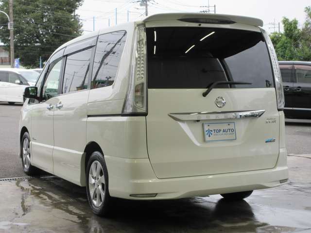 日産 セレナ ２．０ ハイウェイスター Ｓ－ＨＹＢＲＩＤ Ｖセレクション H25年 (関東) 99