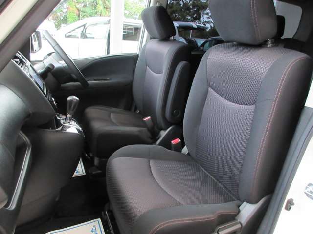 日産 セレナ ２．０ ハイウェイスター Ｓ－ＨＹＢＲＩＤ Ｖセレクション H25年 (関東) 99