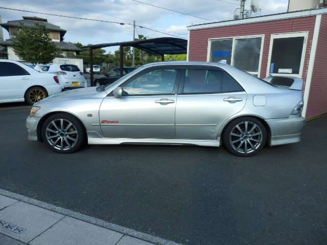 トヨタ アルテッツァ ２．０ ＲＳ２００ Ｚエディション H10年 (関東) 99