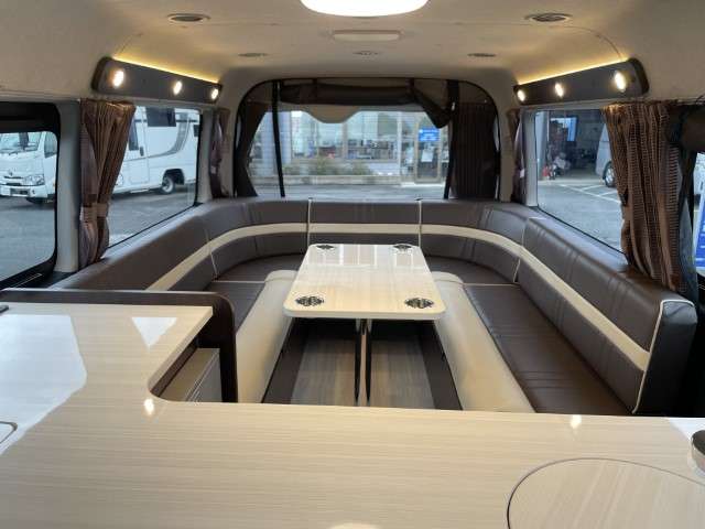 トヨタ ハイエースバン ＲＶランド H29年 (関東) 99