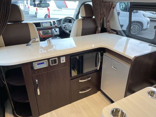 トヨタ ハイエースバン ＲＶランド H29年 (関東) 99