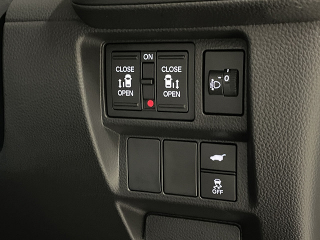 ホンダ ステップワゴン １．５ スパーダ R8年 (甲信越・北陸) 99