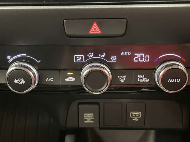 ホンダ フィット　ハイブリッド １．５ Ｅ：ＨＥＶ リュクス R3年 () 99