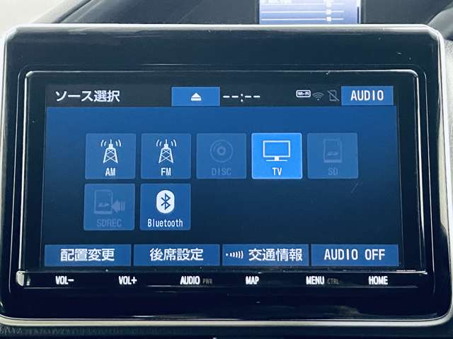 トヨタ エスクァイア ２．０ ＧＩ プレミアムパッケージ ブラックテーラード R1年 (近畿) 99
