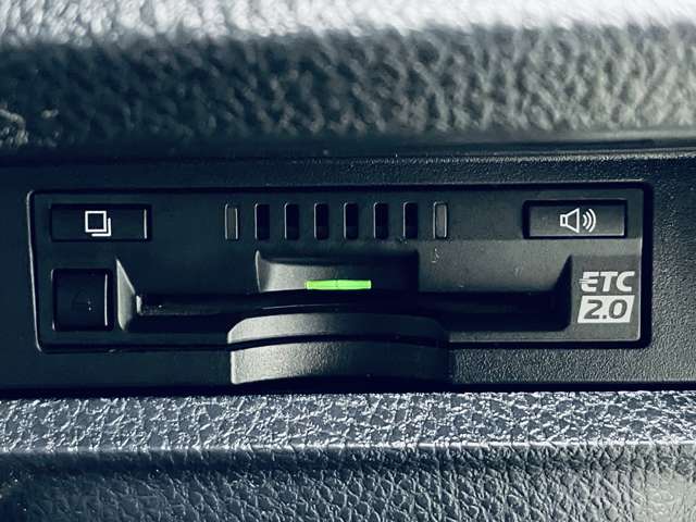 トヨタ エスクァイア ２．０ ＧＩ プレミアムパッケージ ブラックテーラード R1年 (近畿) 99