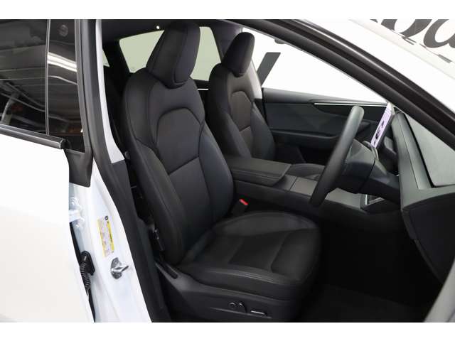 テスラ モデルＹ ＲＷＤ R7年 (近畿) 99