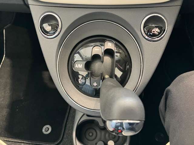 フィアット ５００Ｃ チエーロブル H29年 () 99