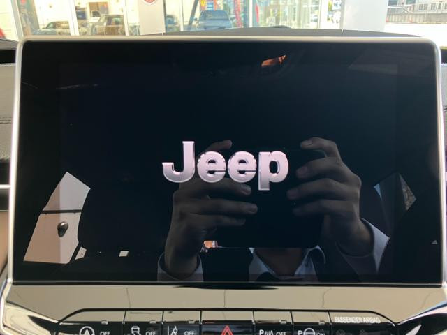 ジープ コマンダー リミテッド ディーゼルターボ ４ＷＤ R8年 (近畿) 99