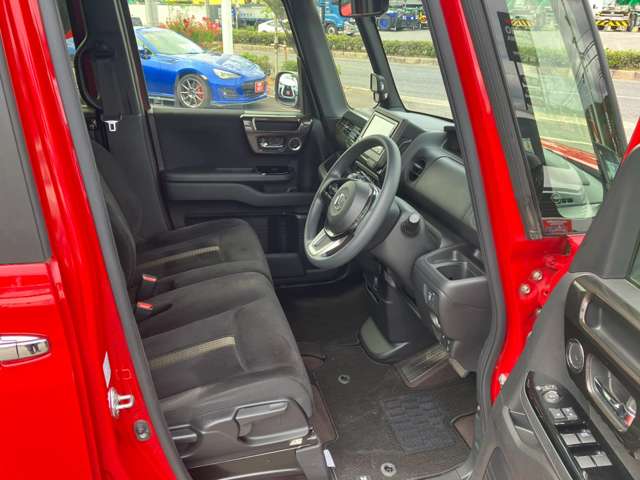 ホンダ Ｎ　ＢＯＸ カスタム ６６０ Ｇ Ｌ ホンダセンシング R2年 (中国) 99