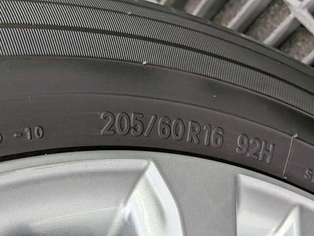 トヨタ ノア ２．０ Ｓ－Ｚ ４ＷＤ R4年 (東北) 99