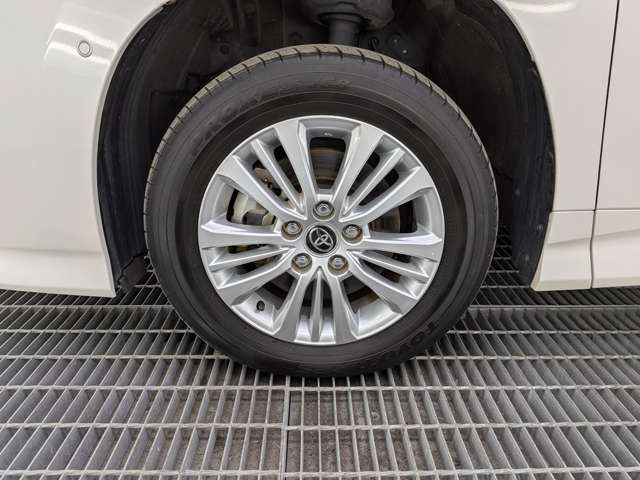 トヨタ ノア ２．０ Ｓ－Ｚ ４ＷＤ R4年 (東北) 99