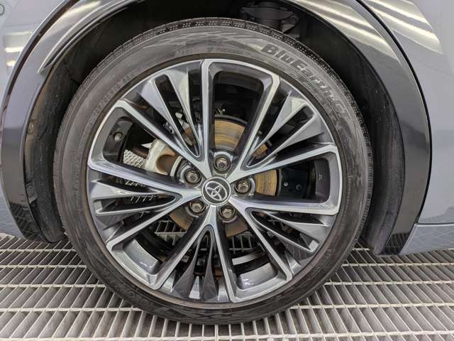 トヨタ プリウス ２．０ Ｚ Ｅ－ＦＯＵＲ ４ＷＤ R5年 (東北) 99