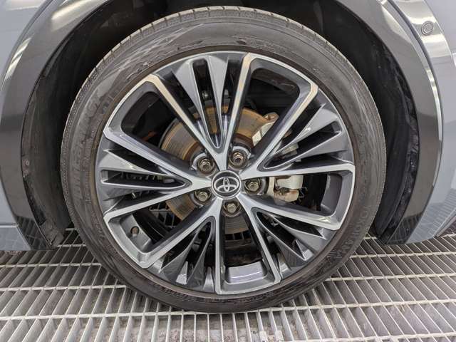 トヨタ プリウス ２．０ Ｚ Ｅ－ＦＯＵＲ ４ＷＤ R5年 (東北) 99