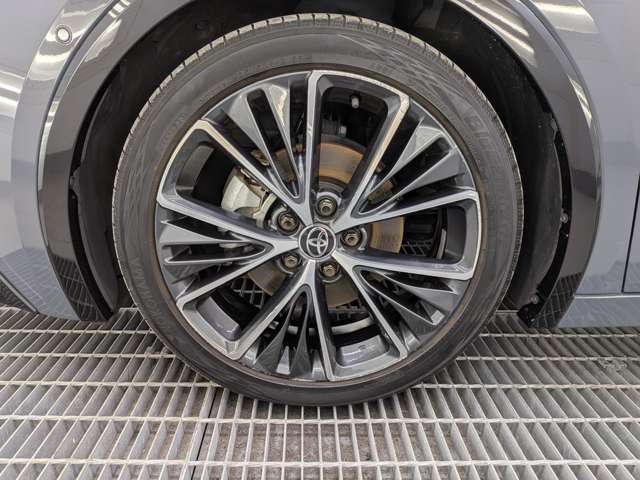 トヨタ プリウス ２．０ Ｚ Ｅ－ＦＯＵＲ ４ＷＤ R5年 (東北) 99